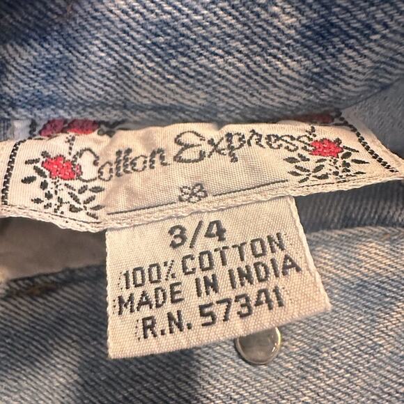 Vintage stunning Cotton Express Jean shorts size 3-4 cute ruffled shorts lace - Picture 12 of 12